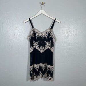 Wacoal Women XL Black Embrace Lace Sheer Chemise Slip Coquette Feminine Regency